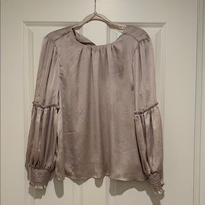 CeCe Satin Blouse - Soft Beige